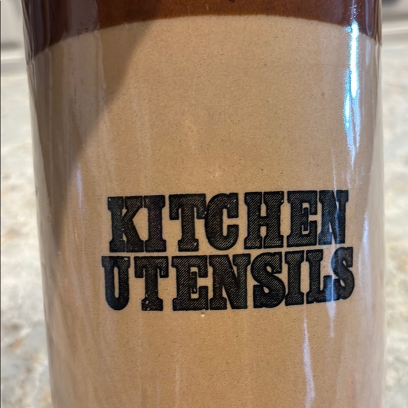 Brown Kitchen Utensils Holder - Picture 5 of 7